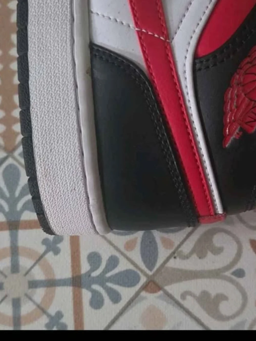 Jordan Men's Red and Black High-Top Sneakers